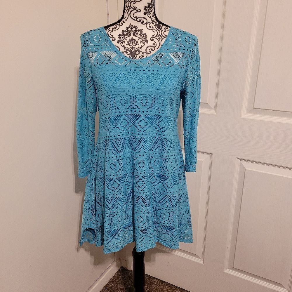 Maxima lace mini dress